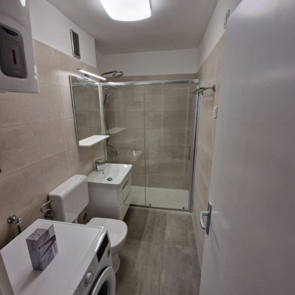 Bathroom / WC, Apartment Maestral, Pula City Apartments for two near the sea and the center, Pula, Istria, Croatia Pula